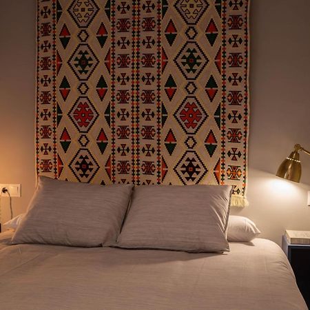 Behouse Santa Cruz Appartement Sevilla Buitenkant foto